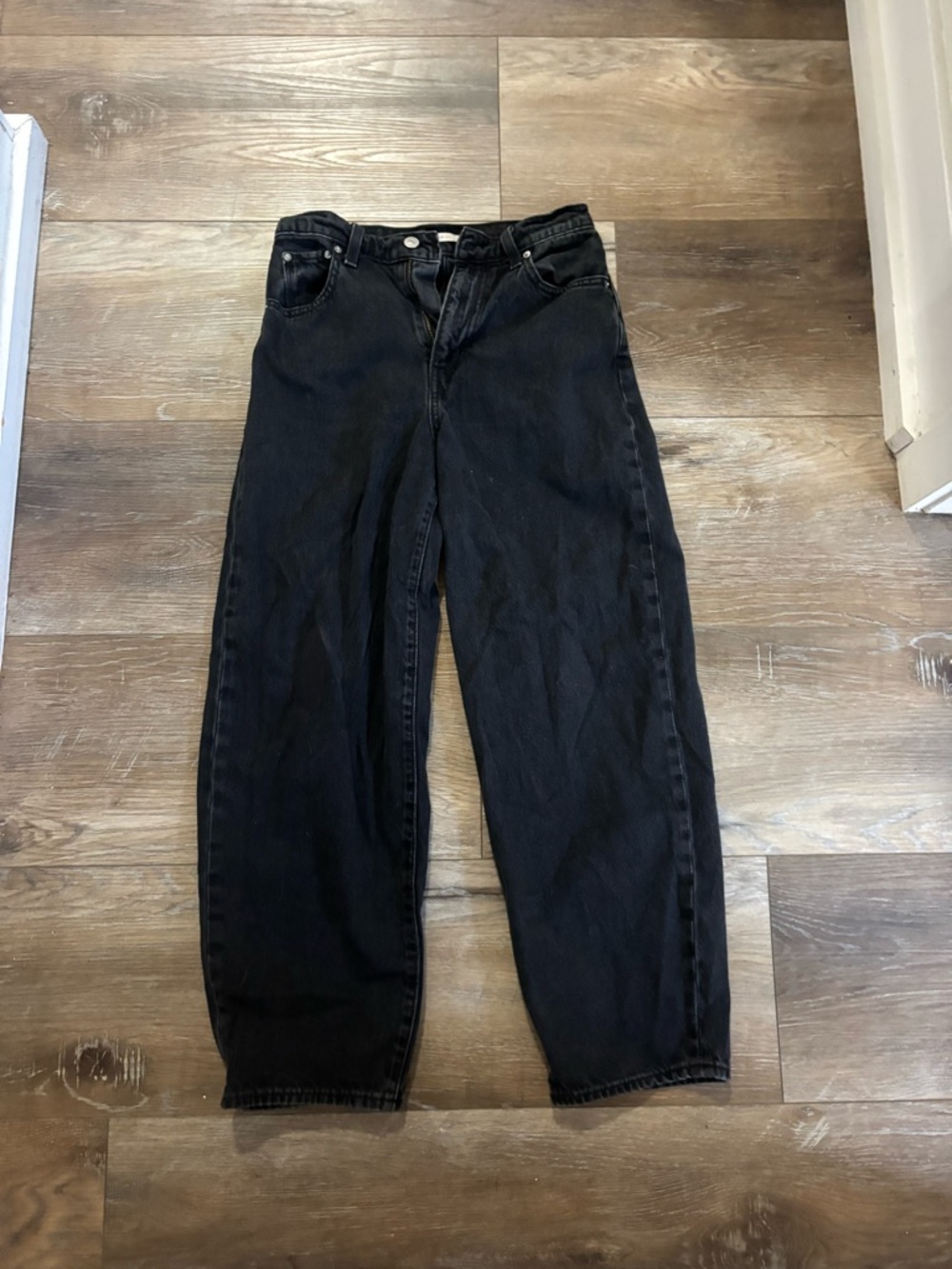 Levi’s Baggy Jeans